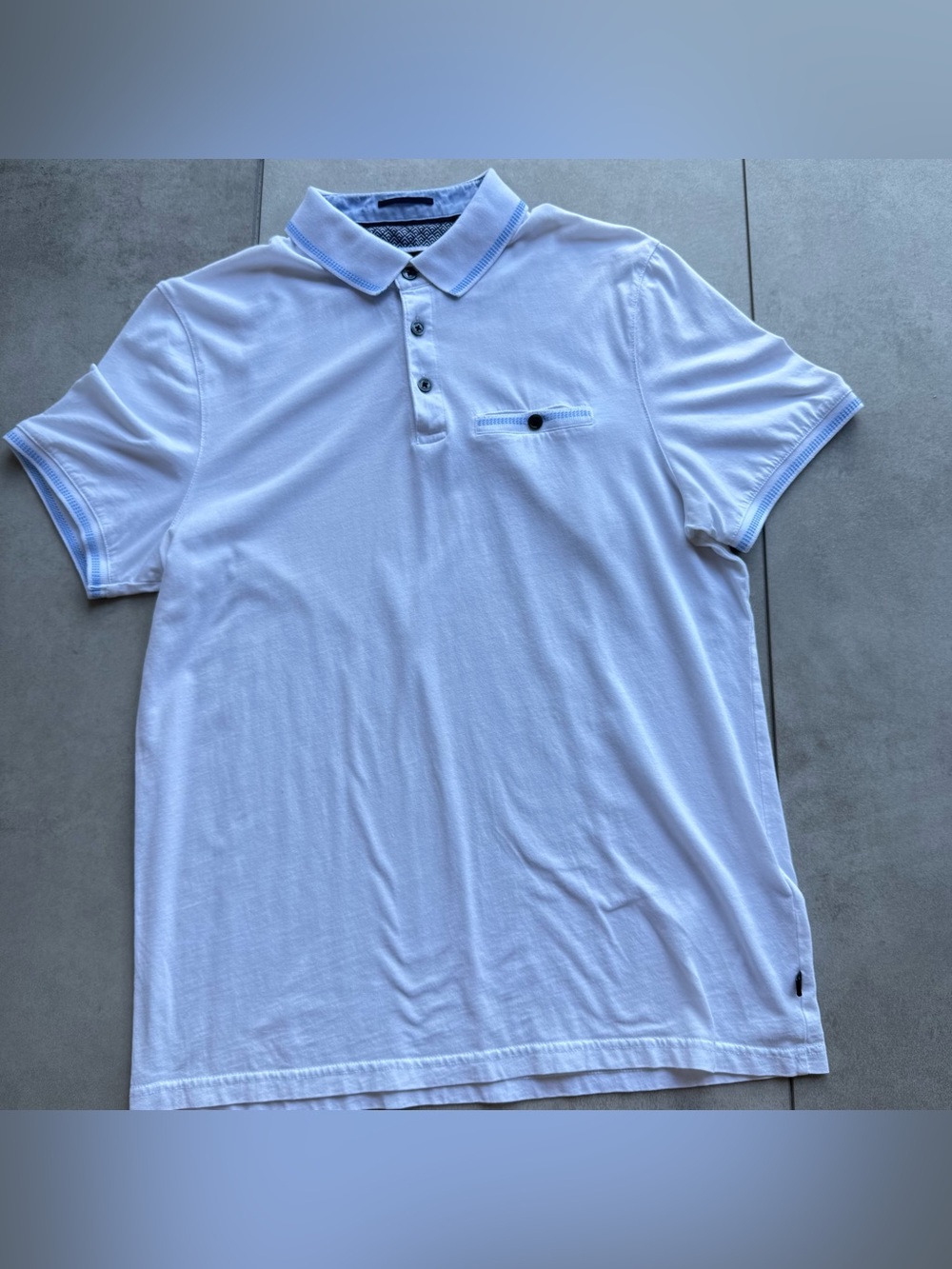 Ted Baker Polo Shirt Small White SZ 3 short sleeves Logo buttons stretch Blue